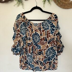 Vince Camuto Blue and Brown shell Patterned Blouse size XL